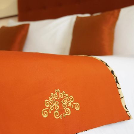 Hotel Ammi Cepu Habitación foto