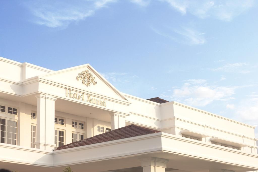 Hotel Ammi Cepu Exterior foto